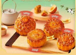 Bánh trung thu givral  thập cẩm gà quay vi cá đặc biệt